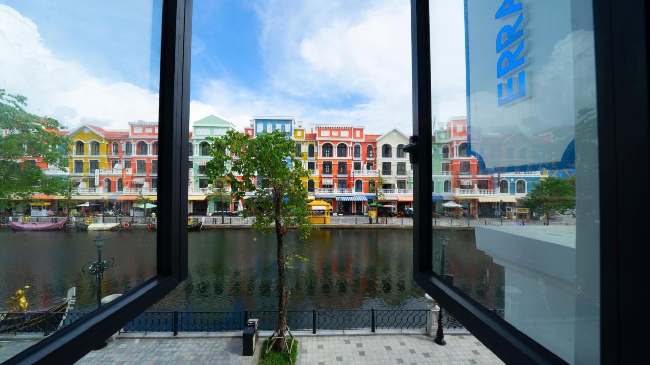 Lia Homestay Grand World Phu Quoc - Sunny Venice Apartment ภายนอก รูปภาพ